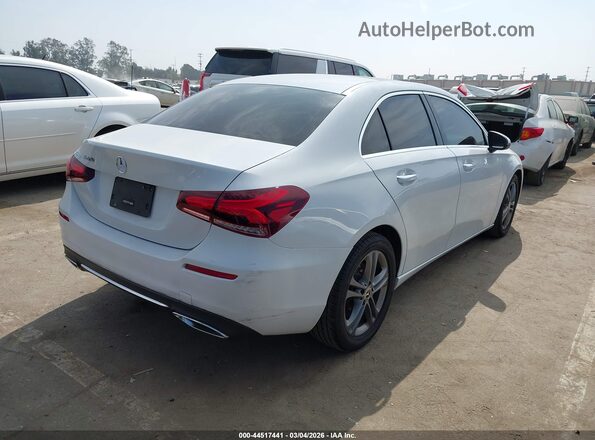 W1K3G4EB4LJ201575 2020 MERCEDES-BENZ A 220 Белый Задняя правая четверть