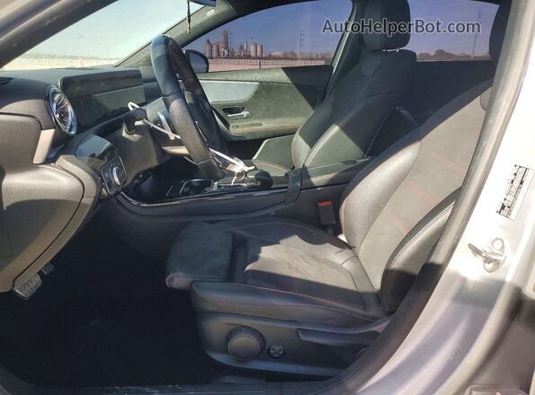 W1K3G4EB5NJ364612 2022 MERCEDES-BENZ A Silver Widok wnętrza z przodu