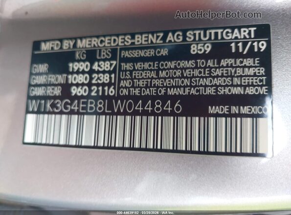 W1K3G4EB8LW044846 2020 MERCEDES-BENZ A 220 Серебряный Вид подкапотного пространства