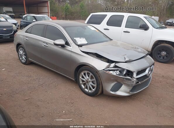 W1K3G4EB8LW044846 2020 MERCEDES-BENZ A 220 Серебряный Передняя правая четверть