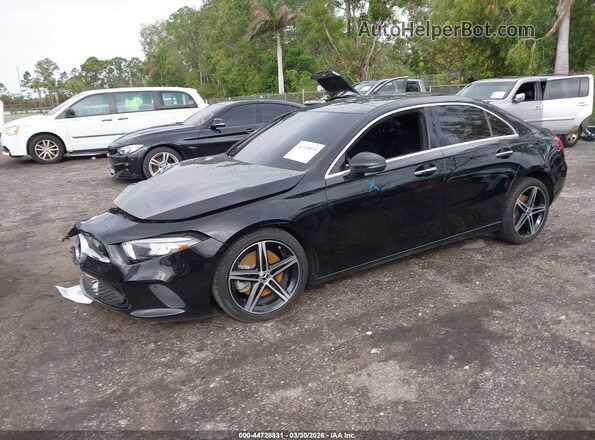 W1K3G4EB9NJ368260 2022 MERCEDES-BENZ A 220 Черный Передняя левая четверть