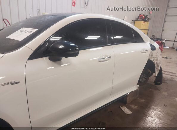 W1K5J5BB8MN229636 2021 MERCEDES-BENZ AMG CLA 35 White უკანა სალონის ხედი