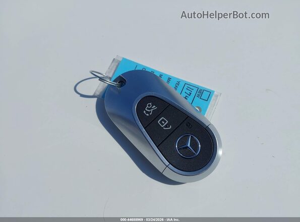 W1KAF4HB2SR267872 2025 MERCEDES-BENZ C-CLASS Белый Вид панели приборов
