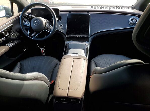 W1KCG2DB9PA033377 2023 MERCEDES-BENZ EQS Charcoal Vista del salpicadero