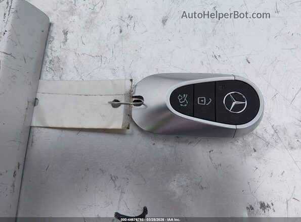 W1KMJ4HB0RF044141 2024 MERCEDES-BENZ CLE 300 Black Vista del salpicadero