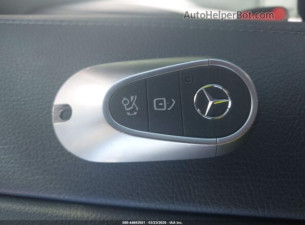W1KMJ4HB3RF013532 2024 MERCEDES-BENZ CLE 300 Blue წინა პანელის ხედი