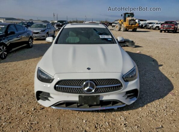 W1KZF8DB0NB011016 2022 MERCEDES-BENZ E Белый Вид спереди