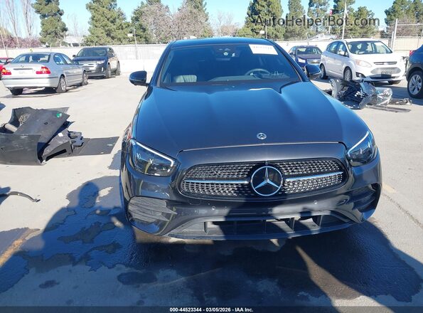 W1KZF8DB6NB038043 2022 MERCEDES-BENZ E-CLASS Black უკანა სალონის ხედი