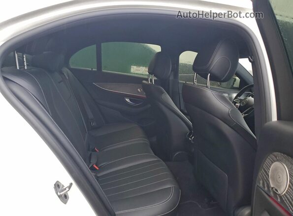W1KZF8EB1MA936536 2021 MERCEDES-BENZ E White Widok tylnych siedzeń