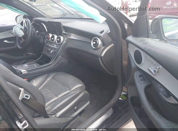 W1N0G8DB6LF858556 2020 MERCEDES-BENZ GLC 300 Черный Вид салона спереди