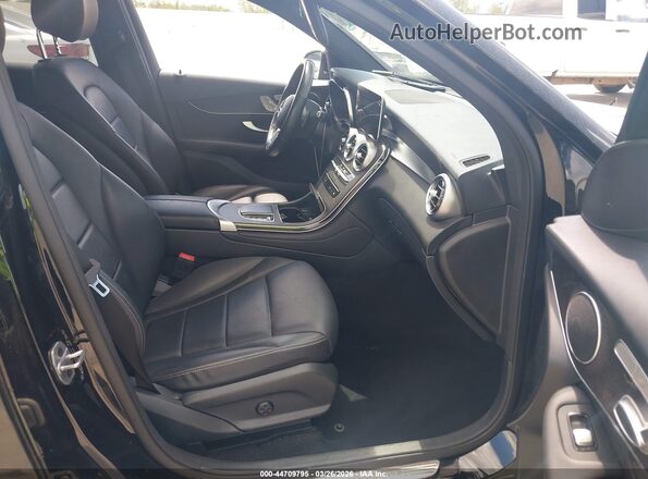 W1N0G8EB0NG085059 2022 MERCEDES-BENZ GLC 300 Black Front interior view