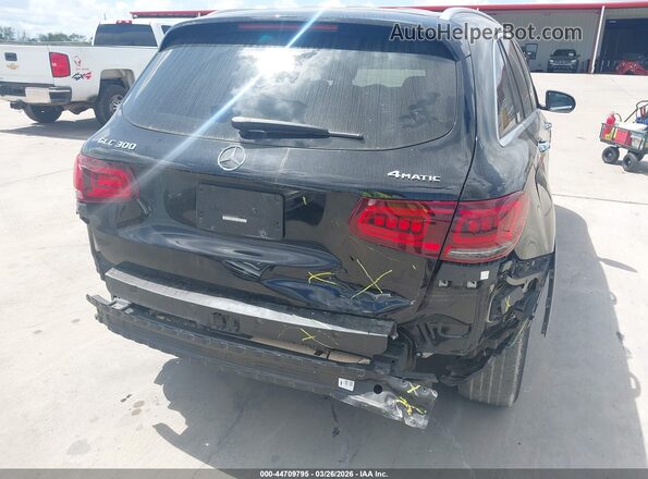 W1N0G8EB0NG085059 2022 MERCEDES-BENZ GLC 300 Black Front view