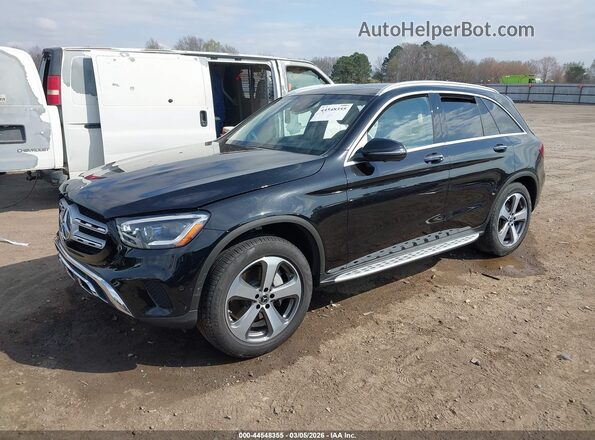 W1N0G8EB7LF761932 2020 MERCEDES-BENZ GLC 300 Черный Передняя левая четверть