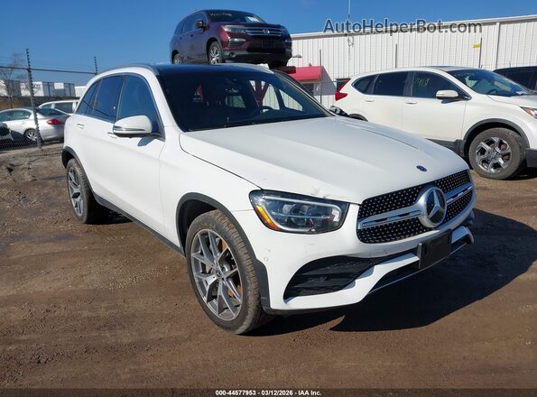W1N0G8EB8LF864809 2020 MERCEDES-BENZ GLC 300 Белый Передняя правая четверть