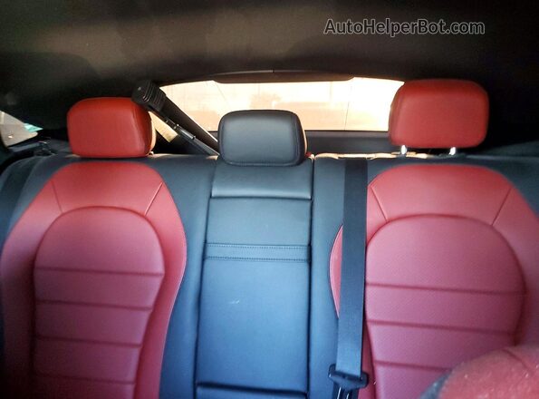 W1N0J8EB1NG080647 2022 MERCEDES-BENZ GLC-CLASS Black Vista de los asientos traseros
