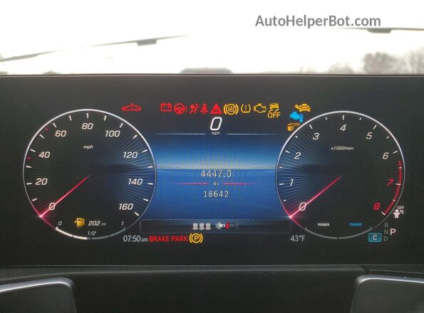 W1N4M4HB1SW390456 2025 MERCEDES-BENZ GLB-CLASS Белый Вид щитка приборов