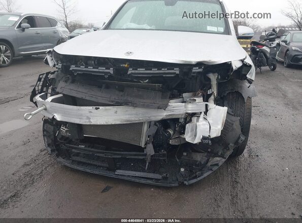 W1N4M4HB4PW317671 2023 MERCEDES-BENZ GLB-CLASS Серебряный Вид спереди