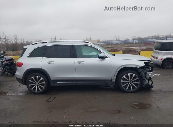 W1N4M4HB4PW317671 2023 MERCEDES-BENZ GLB-CLASS Серебряный Вид задней части салона