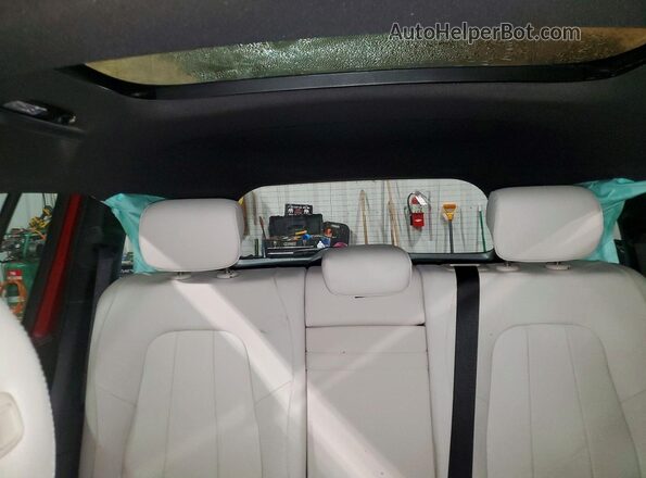 W1N4M4HB8SW435697 2025 MERCEDES-BENZ GLB-CLASS Red Vista de los asientos traseros