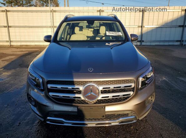 W1N4M4HBXPW279377 2023 MERCEDES-BENZ GLB-CLASS Серый Вид спереди