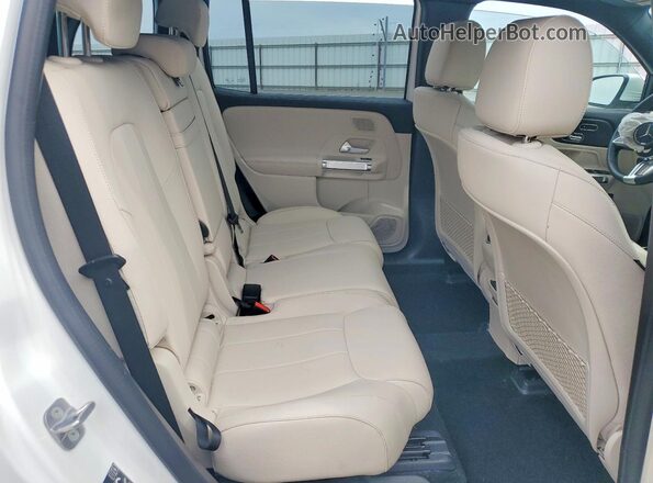 W1N9M0CBXSN139320 2025 MERCEDES-BENZ EQB Белый Вид задней части салона