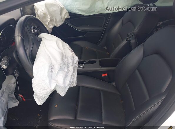 W1NTG4EB6LU030863 2020 MERCEDES-BENZ GLA 250 White 