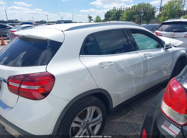 W1NTG4EB6LU030863 2020 MERCEDES-BENZ GLA 250 White Rear interior view