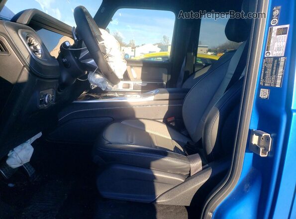 W1NWM0AB3SX025511 2025 MERCEDES-BENZ G-CLASS Синий Вид салона спереди