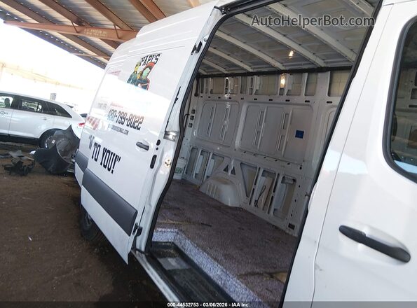 W1Y4NCHY7RT179031 2024 MERCEDES-BENZ SPRINTER White Widok naklejki z numerem VIN