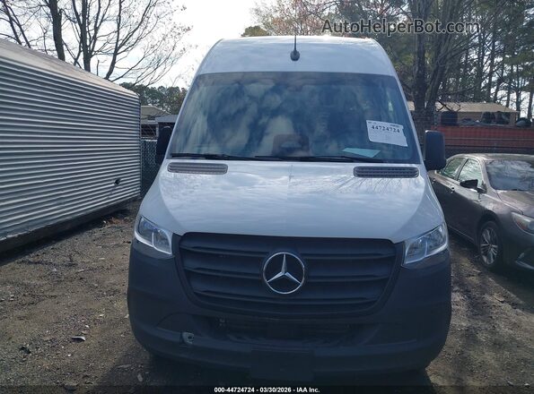 W1Z4KFHY3ST228057 2025 MERCEDES-BENZ SPRINTER Белый Вид спереди