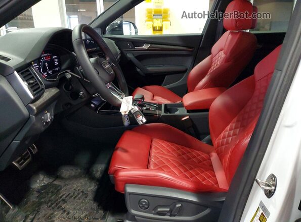 WA124AFY1R2099987 2024 AUDI SQ5 White Vista interior delantera