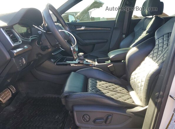 WA124AFY3P2070651 2023 AUDI SQ5 White Widok wnętrza z przodu