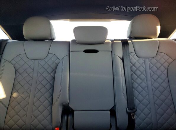 WA124AFY7R2147248 2024 AUDI SQ5 White Հետևի նստատեղերի տեսք