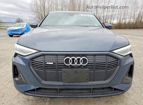 WA12AAGE9NB021996 2022 AUDI E-TRON Синий Вид спереди