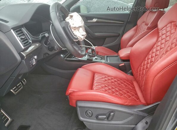 WA134AFY1P2070913 2023 AUDI SQ5 Gray Widok wnętrza z przodu