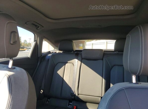 WA142BFZ3PP046897 2023 AUDI Q4 Белый Вид задних сидений
