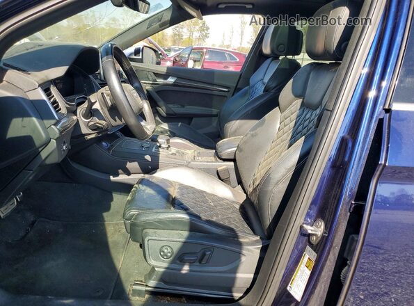 WA1A4AFY1J2008944 2018 AUDI SQ5 Синий Вид салона спереди