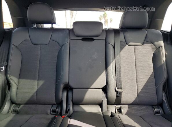 WA1A4AFY3N2037173 2022 AUDI SQ5 Белый Вид задних сидений