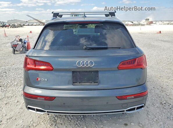 WA1A4AFY7J2045349 2018 AUDI SQ5 Серый Вид сзади