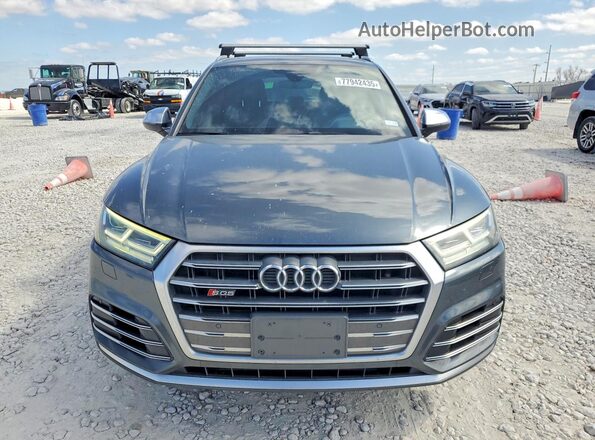 WA1A4AFY7J2045349 2018 AUDI SQ5 Серый Вид спереди