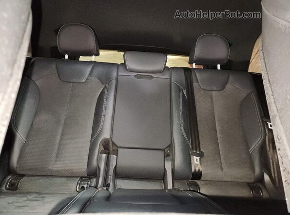 WA1A4AFY9N2034830 2022 AUDI SQ5 Черный Вид задних сидений