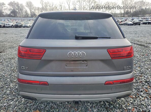 WA1AAAF75HD016530 2017 AUDI Q7 Серый Вид сзади