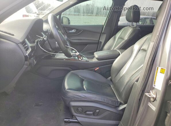 WA1AAAF75HD016530 2017 AUDI Q7 Серый Вид салона спереди