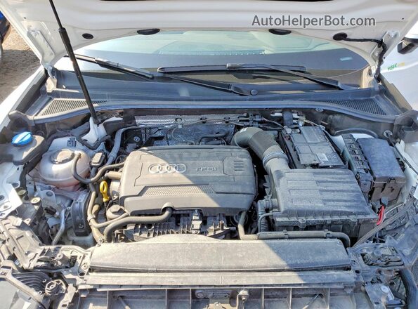 WA1AECF34K1085134 2019 AUDI Q3 Белый Вид задней части салона