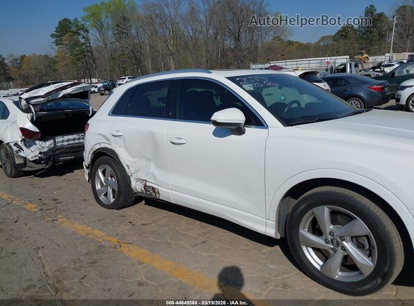WA1AECF36K1072675 2019 AUDI Q3 Белый Вид спереди