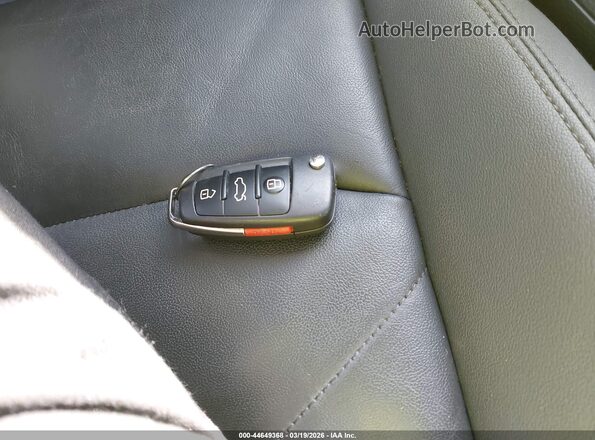 WA1AECF36K1072675 2019 AUDI Q3 Белый Вид панели приборов