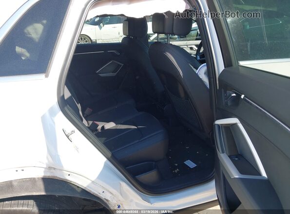WA1AECF36K1072675 2019 AUDI Q3 Белый Вид наклейки с VIN-кодом