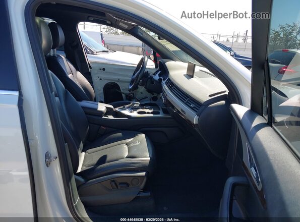 WA1AHAF75JD006534 2018 AUDI Q7 Белый Вид салона спереди