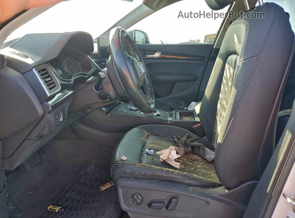 WA1ANAFY2K2056497 2019 AUDI Q5 White Սալոնի դիմացի տեսք