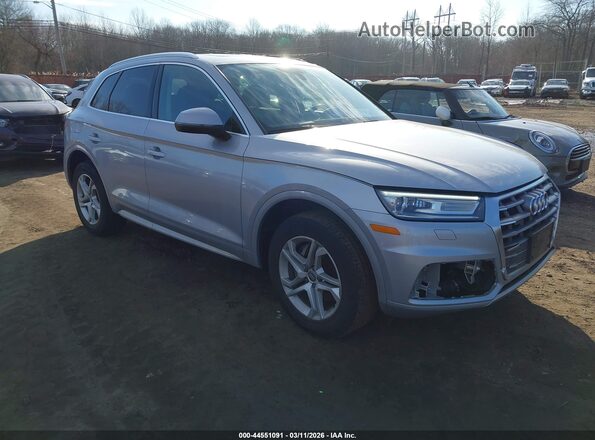WA1ANAFY2K2137693 2019 AUDI Q5 Silver Przód prawy